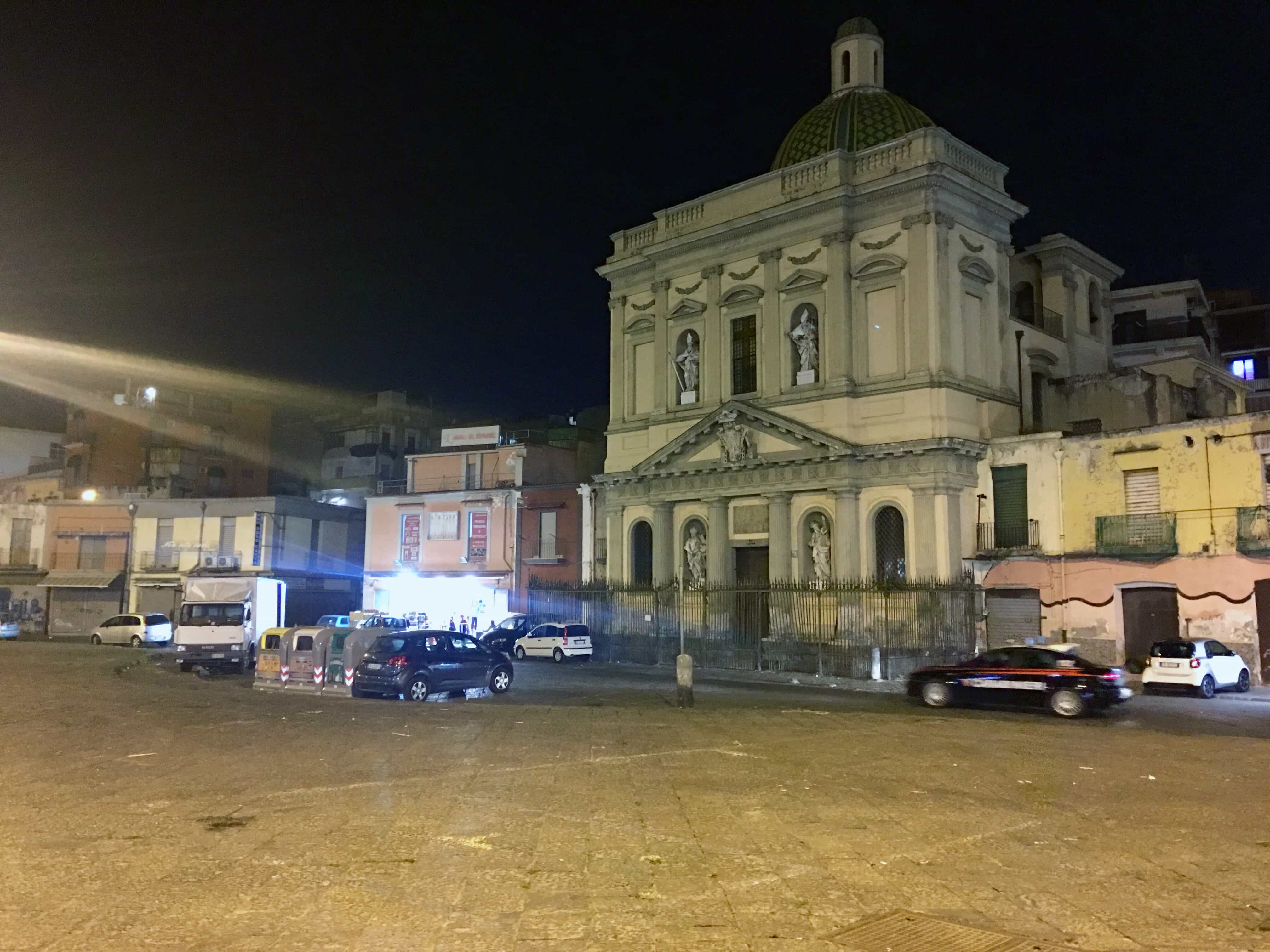 carabinieri piazza mercato