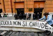 scuola proteste