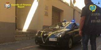 guardia di finanza napoli sigarette