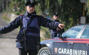 colpisce carabinieri arrestato