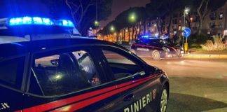 napoli cocaina investe uomo